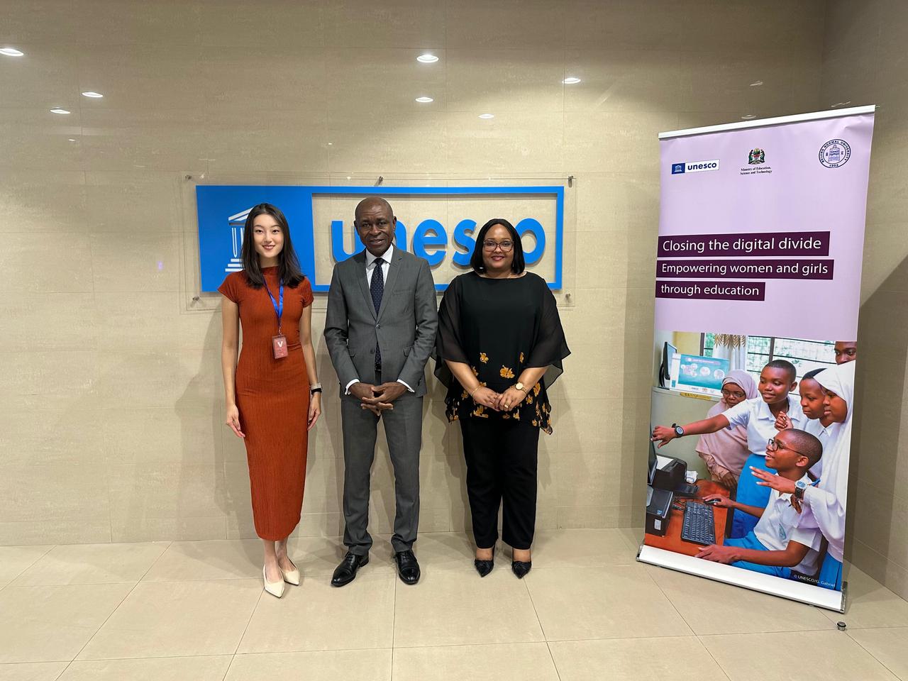 25240244.jpeg 25240244.jpeg