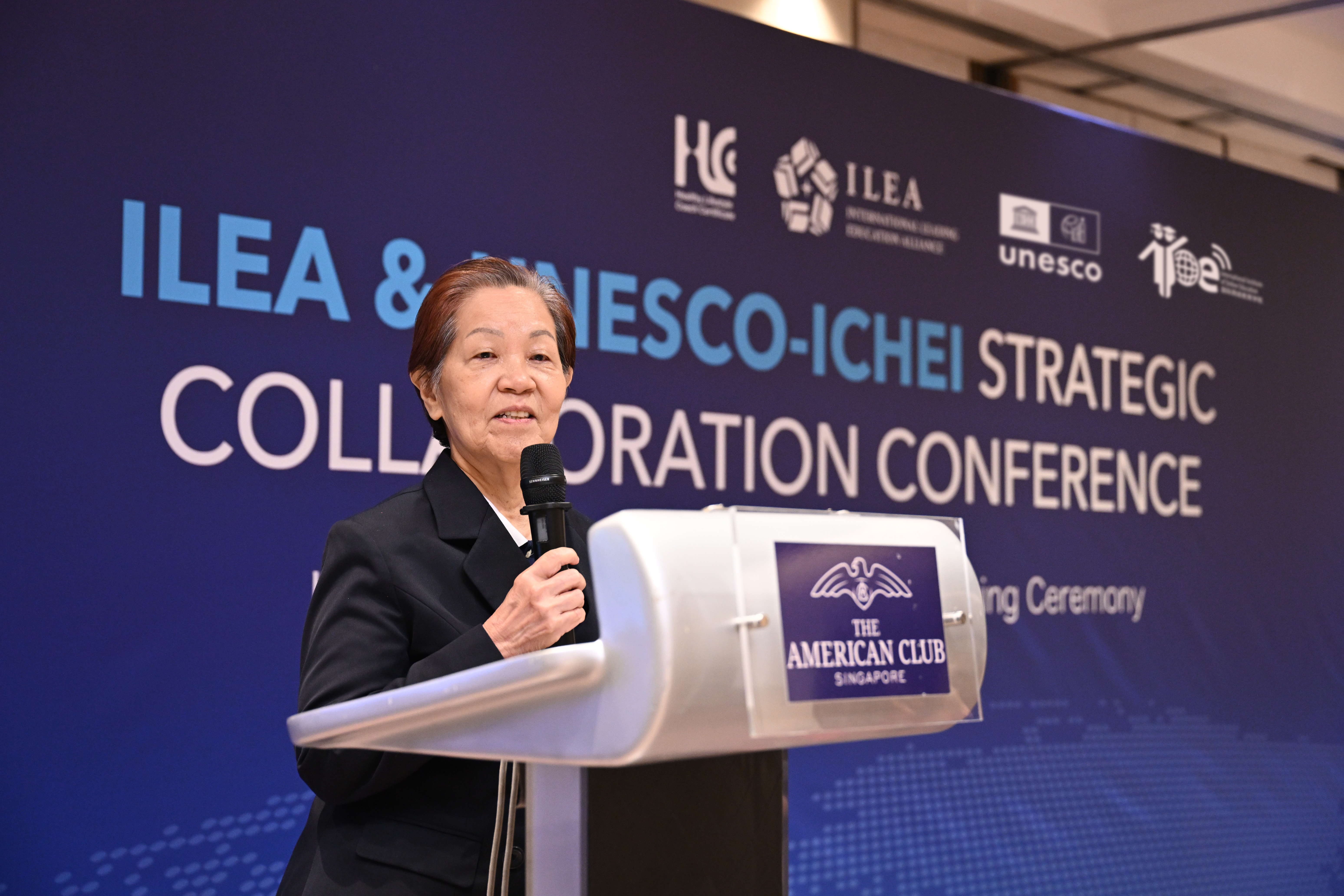 13059247.jpg BWP_3523.jpg