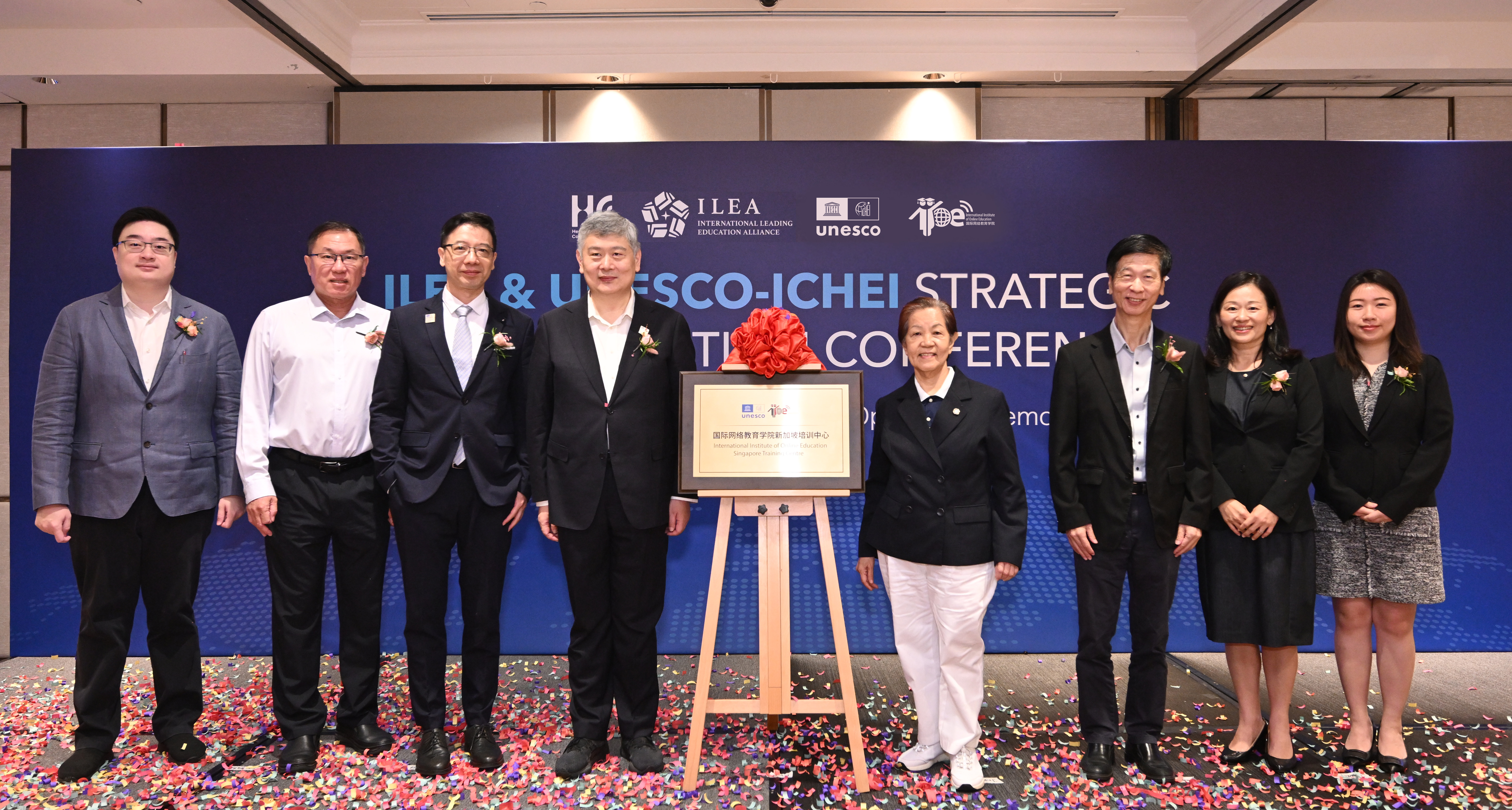 50354584.jpg BWP_3493.jpg