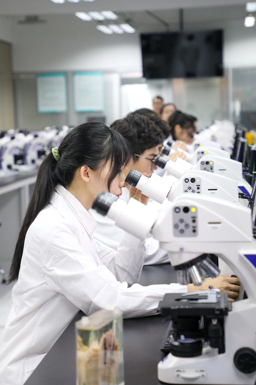 30385790.jpg 348f9ed7-4252-42a3-9c71-c86e91e78079.jpg